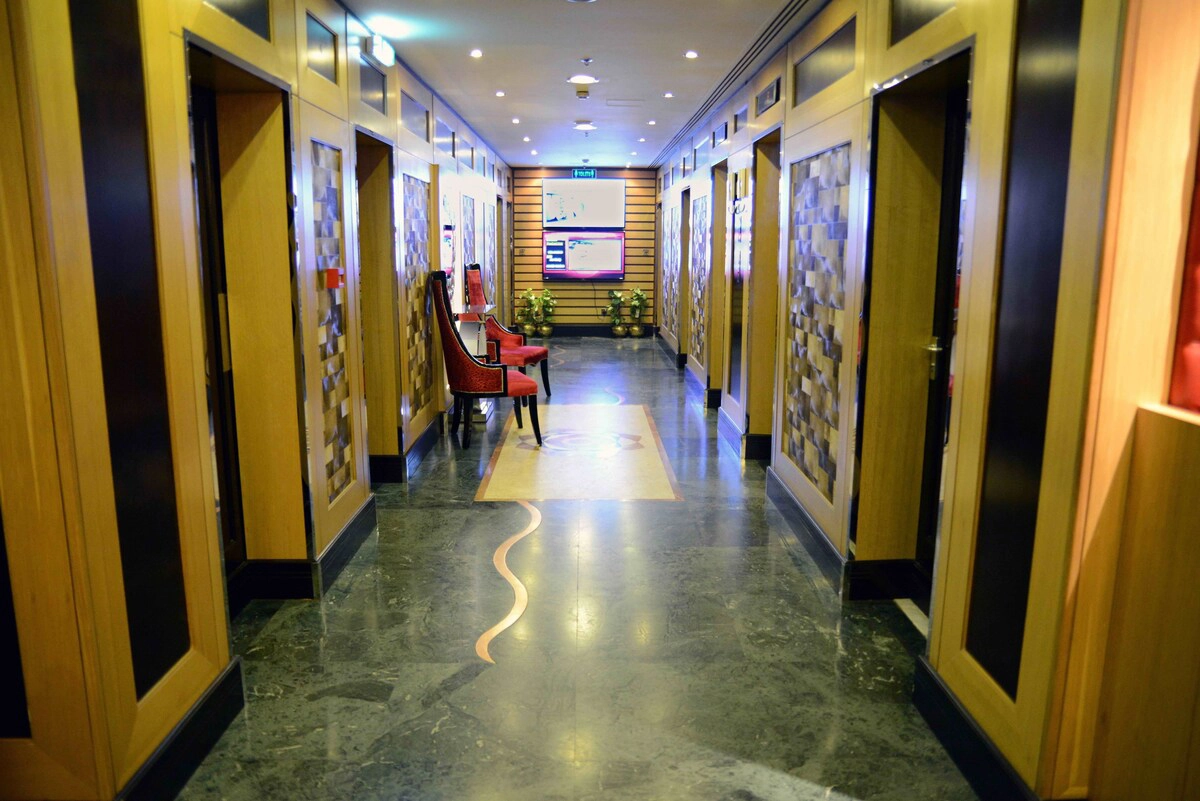 هتل سان اند سندز دبی